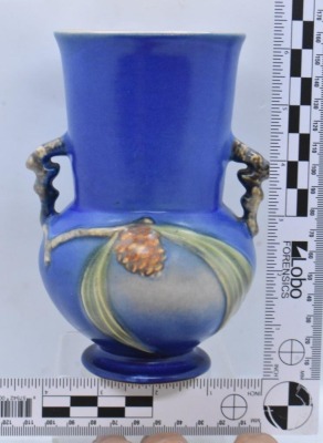 Roseville Pine Cone 839-6" vase, blue - 4