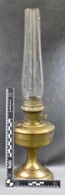 Aladdin metal kerosene lamp, 11" - 7