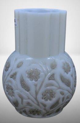 Findlay Onyx glass celery vase, 6"