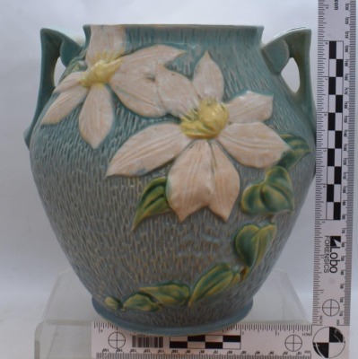 Roseville Clematis 3-8" cookie jar, no lid so now it's a vase, blue - 3