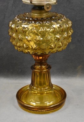 Amber kerosene lanp w/ embossed stars, 9" - 2