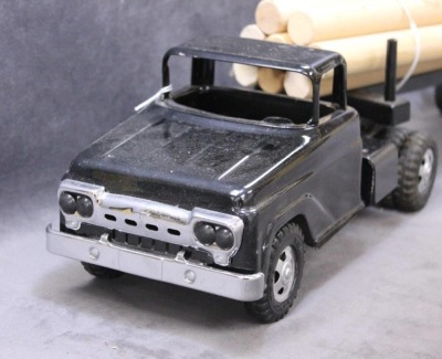 Tonka Toys Log Hauler truck and trailer - 2