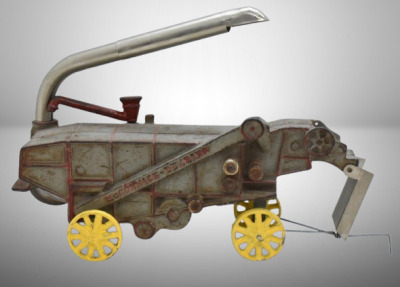 McCormick Deering Arcade Cast Iron threshing machine, 11"L