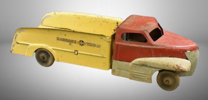 Buddy L pressed steel "Baggage Truck", 17"l