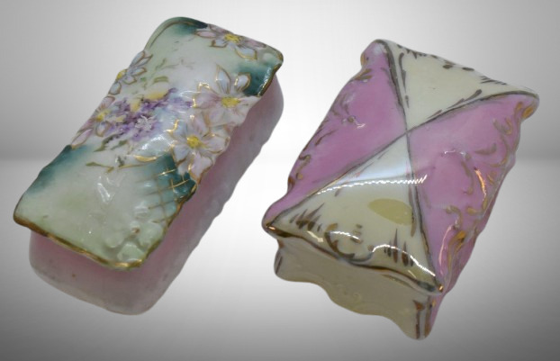 (2) Small handpainted porcelain trinket boxes