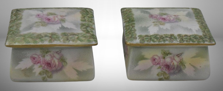 (2) Mrkd. Royal Bayreuth Rose Tapestry 2.25" sq. dia. trinket boxes w/ lid