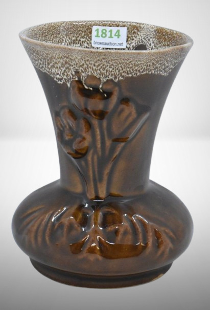 Van Briggle Spring Crocus 5" vase, brown w/ drip glaze