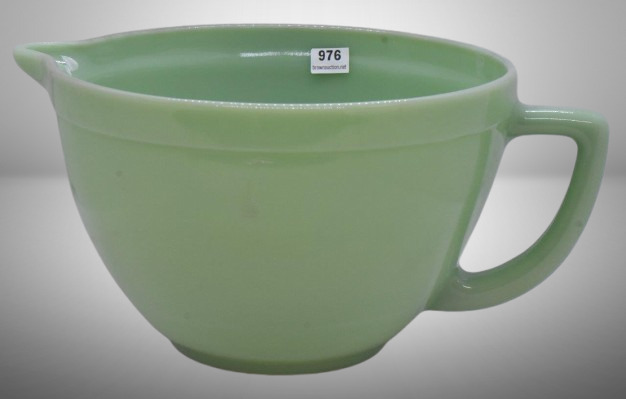 Fire King jadeite lare mixing bowl/pitcher