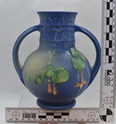 Roseville Fuchsia 891-6" vase, blue - 3