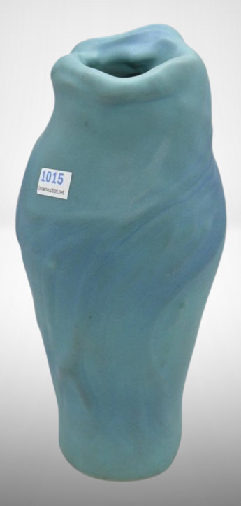 Van Briggle Lorelei 9" vase, turquoise