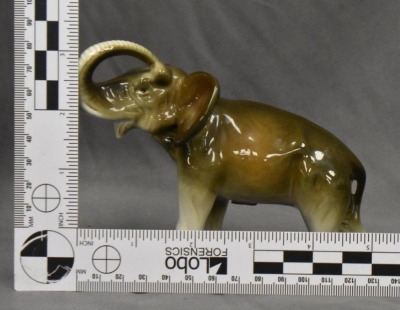 (2) Mrkd. Royal Dux elephant figurines, pink triangle mark - 8