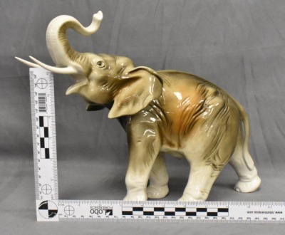 (2) Mrkd. Royal Dux elephant figurines, pink triangle mark - 13