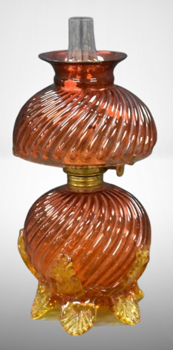 Amberina Art Glass miniature oil lamp w/ applied amber feet, Swirl pattern