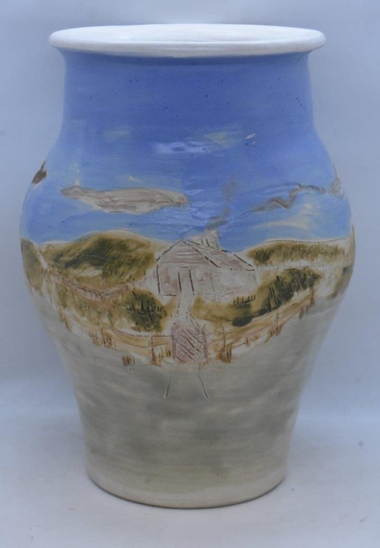 Stoneware 8.5" scenic vase, Country time