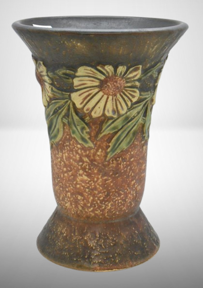 Roseville Dahlrose 361-8" vase