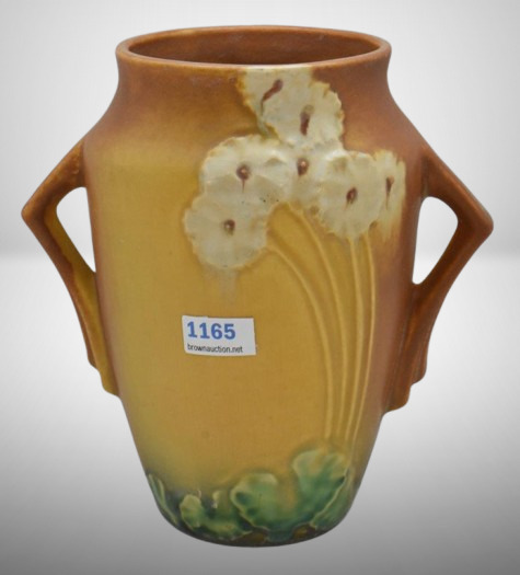 Roseville Primrose 760-6" vase, tan