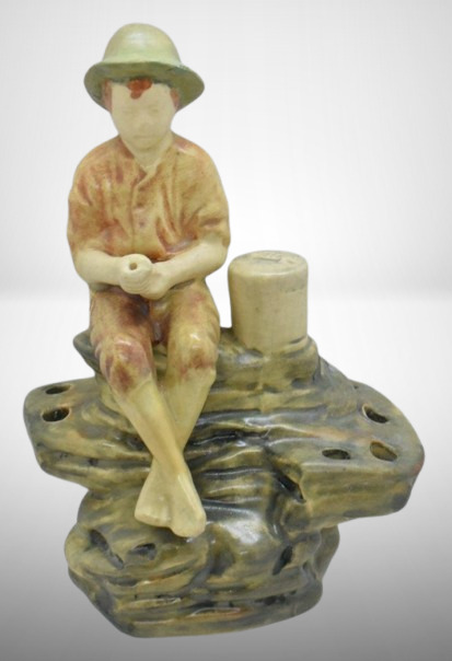 Weller Woodcraft 7" flower frog w/ Muskota fisher boy