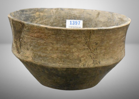 Pre-Columbian Native American Indian bowl