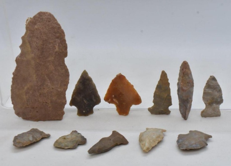 (11) Native American Indian artifacts - points, arrowheads, etc.