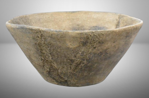 Pre-Columbian Native American Indian paint pot