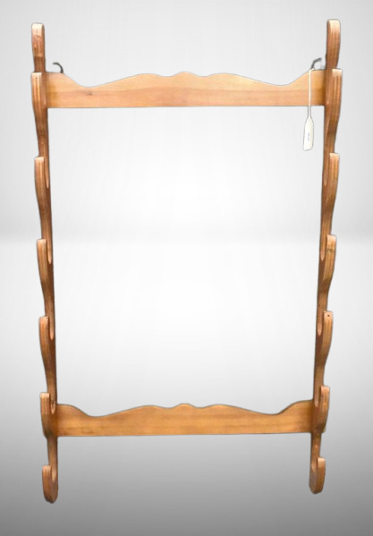 Wall hanging 6-place gun rack