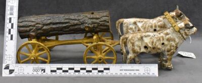 early Hubley cast iron Oxen Drawn Log Wagon - missing the rider - 11