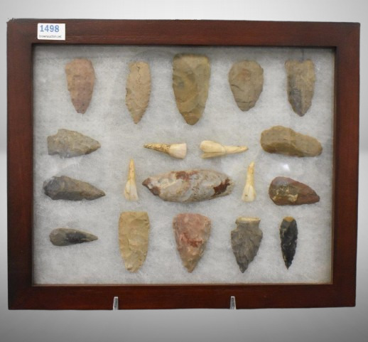 Native American grouping of assorted points and teeth (elk?)