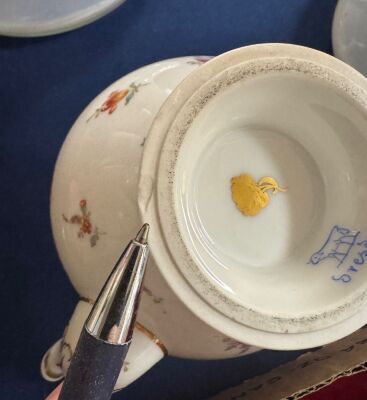 Mrkd. Dresden 3 pc. tea set w/ dainty flowers - 11