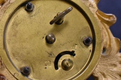 Victorian French ornate gilded 9"h clock - works! - 9