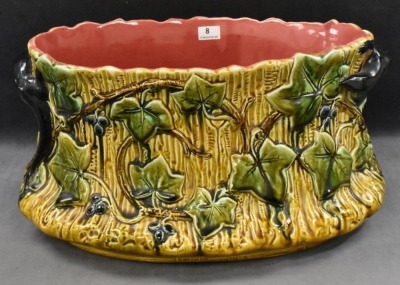Palissy Ware Art Nouveau planter, climbing Ivy and berries w/ black lizard handles - 9