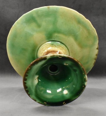 Majolica Begonia Leaf 5" cake stand, 9"d - 7