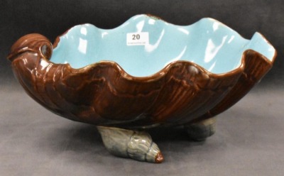 Majolica ftd. shell-shaped 4"h bowl, 9"d - 2