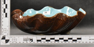 Majolica ftd. shell-shaped 4"h bowl, 9"d - 7