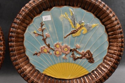 (2) Majolica Wardle bird and fan 11.5" platters - 3