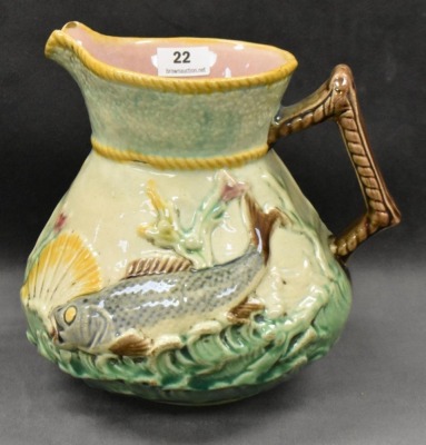 English Majolica Fish and Shell 6" pitcher - 10
