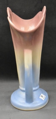 Hull Mardi Gras Granada 47-9" fan vase, pink/ blue - 4