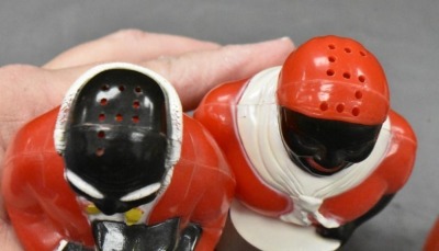 F and F mold Aunt Jemima syrup dispenser and salt and pepper set - 11