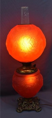 Red satin glass Raised Roses Gone with the Wind lamp - 2
