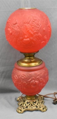 Red satin glass Raised Roses Gone with the Wind lamp - 3