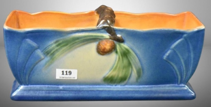 Roseville Pine Cone 468-8" window box, blue