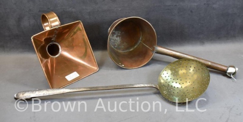 (3) Vintage kitchen items: copper water dipper, copper funnel; long handled strainer