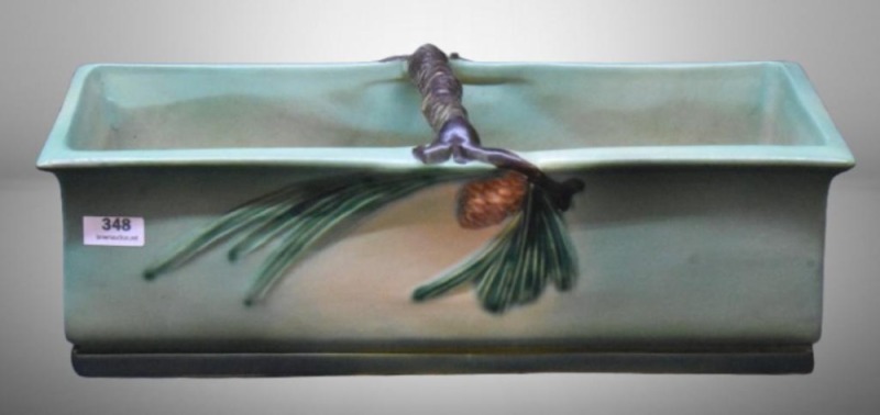 Roseville Pine Cone 469-12" window box, green