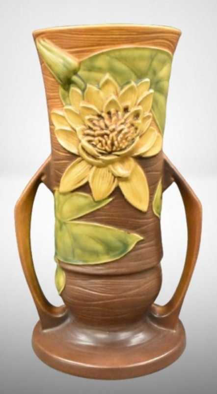 Roseville Water Lily 82-14" vase, brown