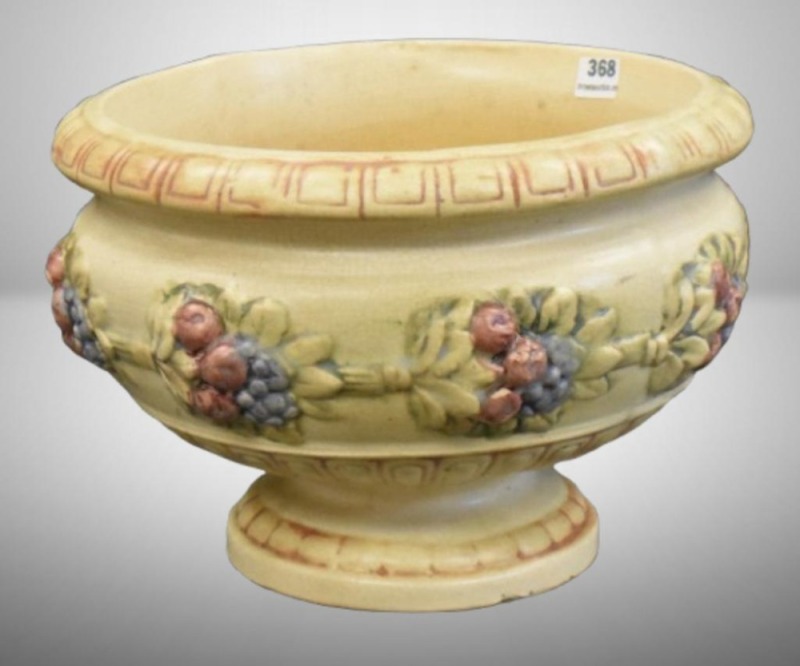 Weller Roma fruit and leaf border jardiniere planter