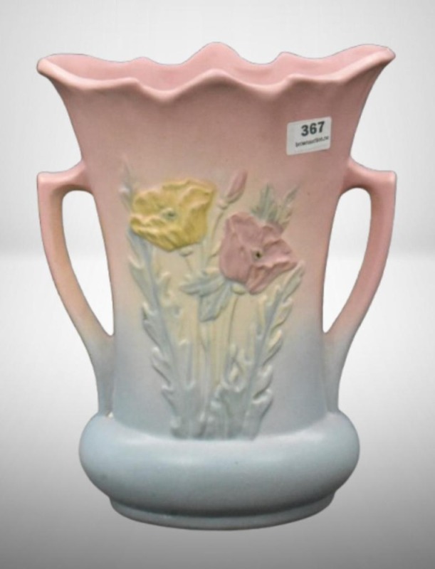 Hull Poppy 605-8.5" vase, pink/ blue