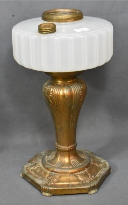 (2) Aladdin Model B Majestic lamps, green and white moonstone - 10