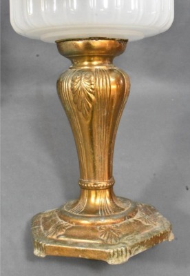 (2) Aladdin Model B Majestic lamps, green and white moonstone - 12