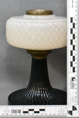 Aladdin Model B Quilt lamp, white/black moonstone - 8