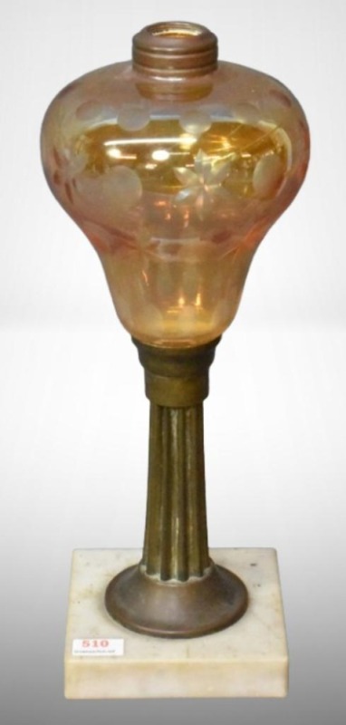 Amber Cut-to-Clear oil lamp on fluted brass column and marble base