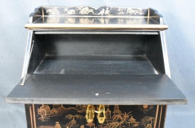 Decorative Oriental Chinoiserie Bombe-style black lacquer jewelry box - 2